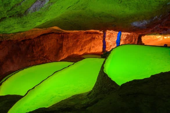 Ibiza en BTT, por las cuevas fluorescentes