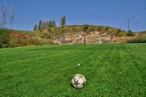 6 Casas rurales con campo de fútbol para que te montes tu propio Mundial