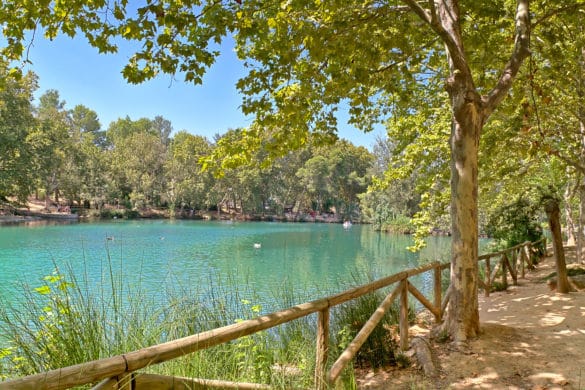 El lago de Anna: una piscina natural y su gran laberinto