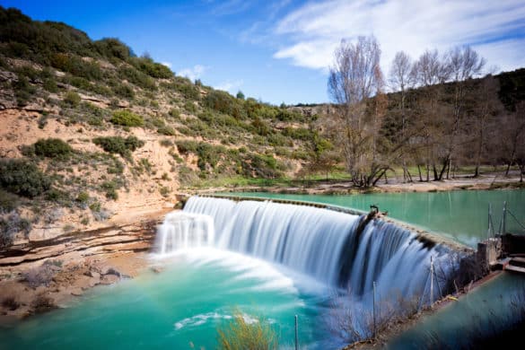 Un baño muy natural en la presa de Bierge (Huesca)